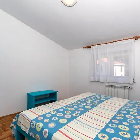 1 Bedroom Stunning In Pula