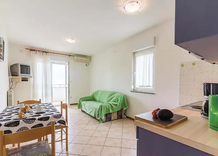 公寓 1 Bedroom Stunning In *