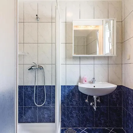 1 Bedroom Stunning In Pula