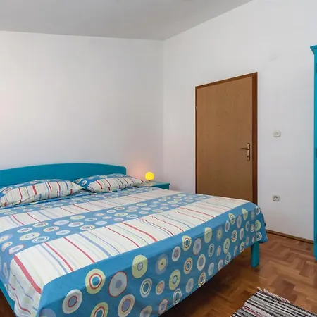 1 Bedroom Stunning In Pula